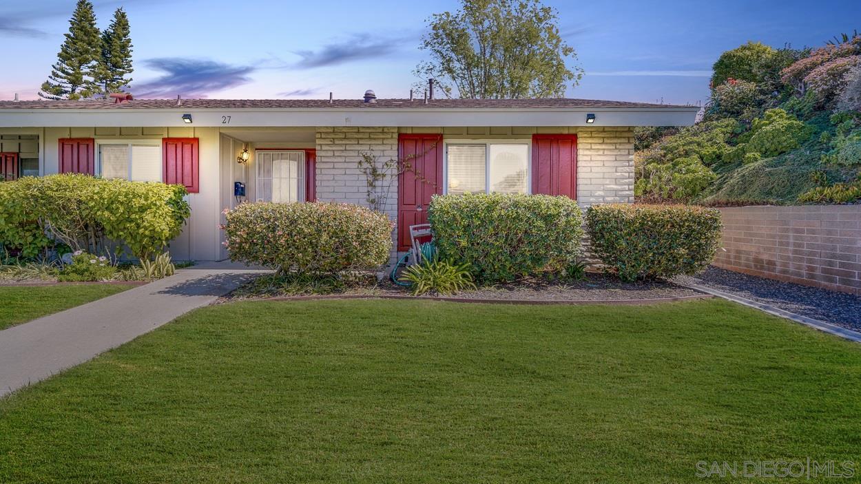 Property Photo: 3615 Vista Bella 27 CA 92057
