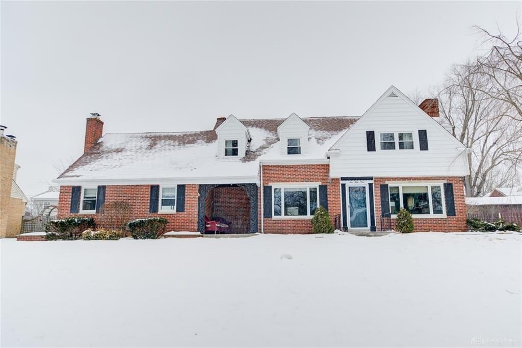 Property Photo: 559 Woodview Drive OH 45419