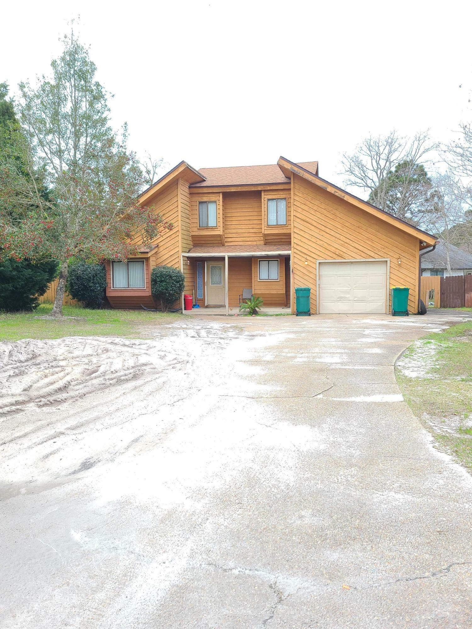 Property Photo:  41 Solar Street  FL 32569 