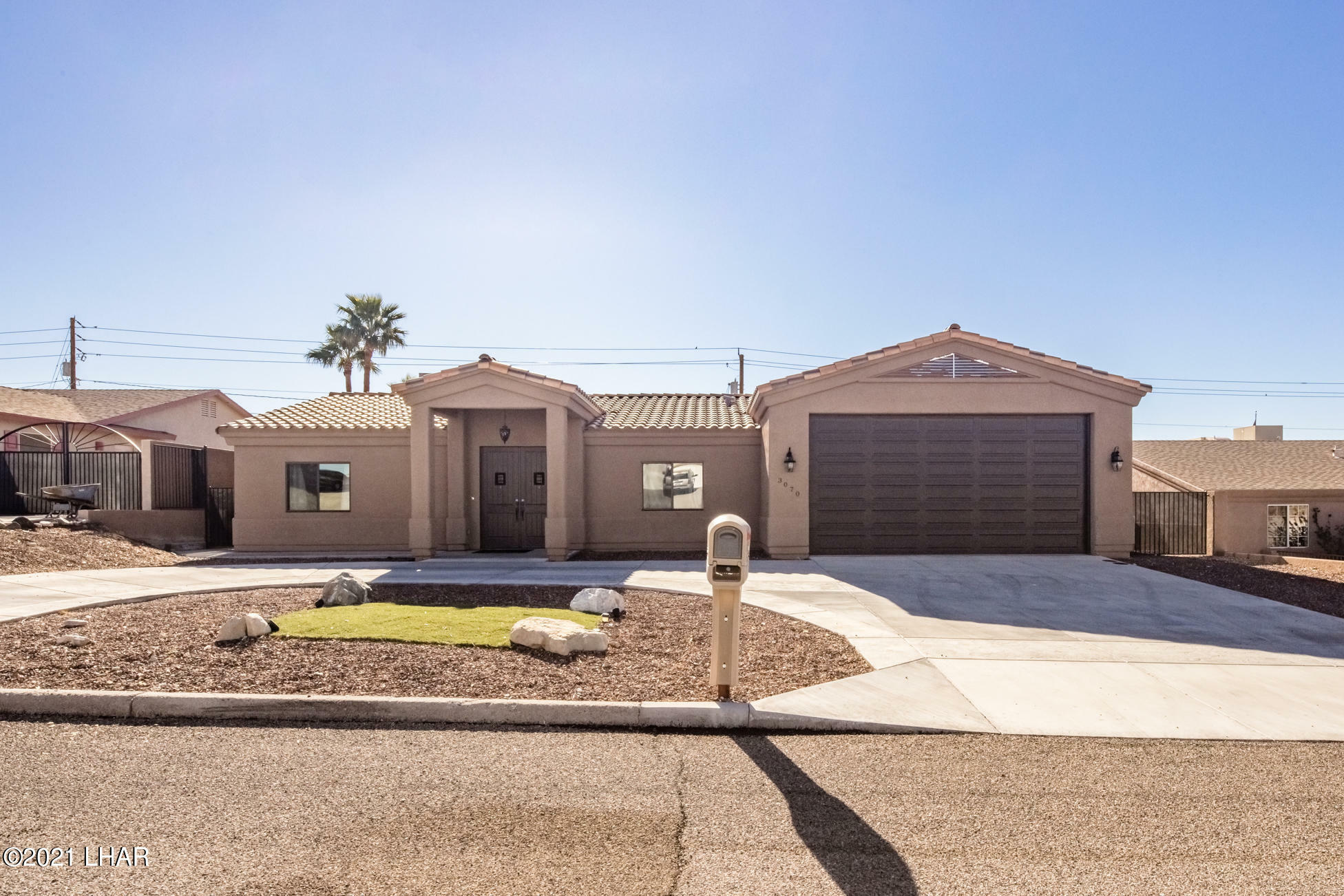 Property Photo:  3070 Simitan Dr  AZ 86404 