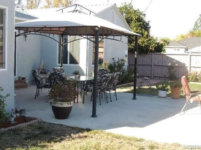 Property Photo:  6700 Bothwell Road  CA 91335 