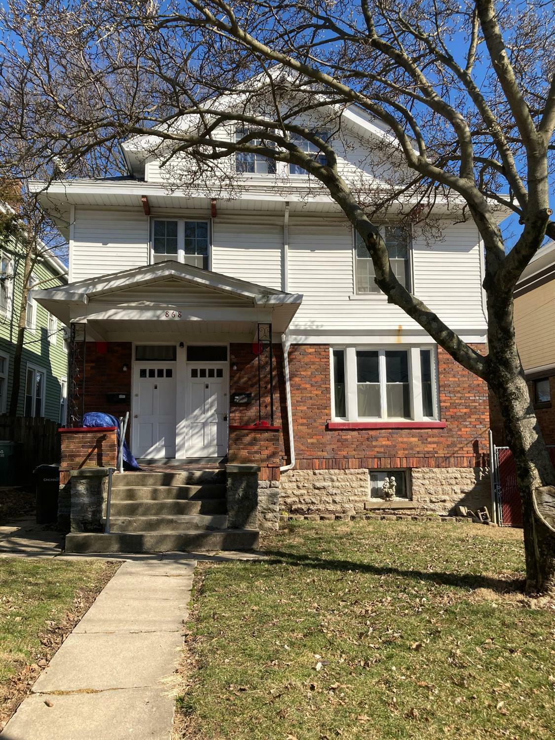 Property Photo:  868 Academy Ave  OH 45205 