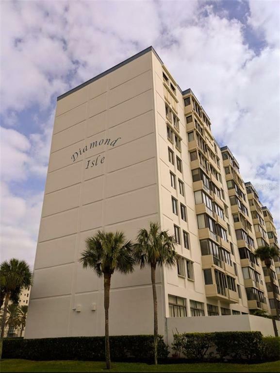 Property Photo:  660 Island Way 208  FL 33767 