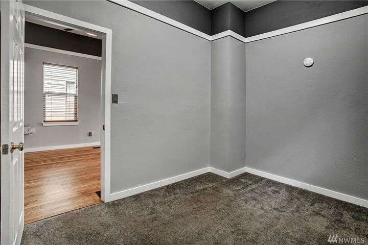 Property Photo:  2934 Cedar St  WA 98201 