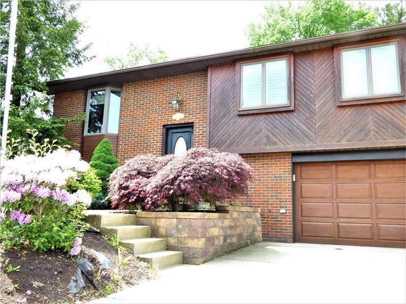 Property Photo:  334 Florida Drive  PA 15071 