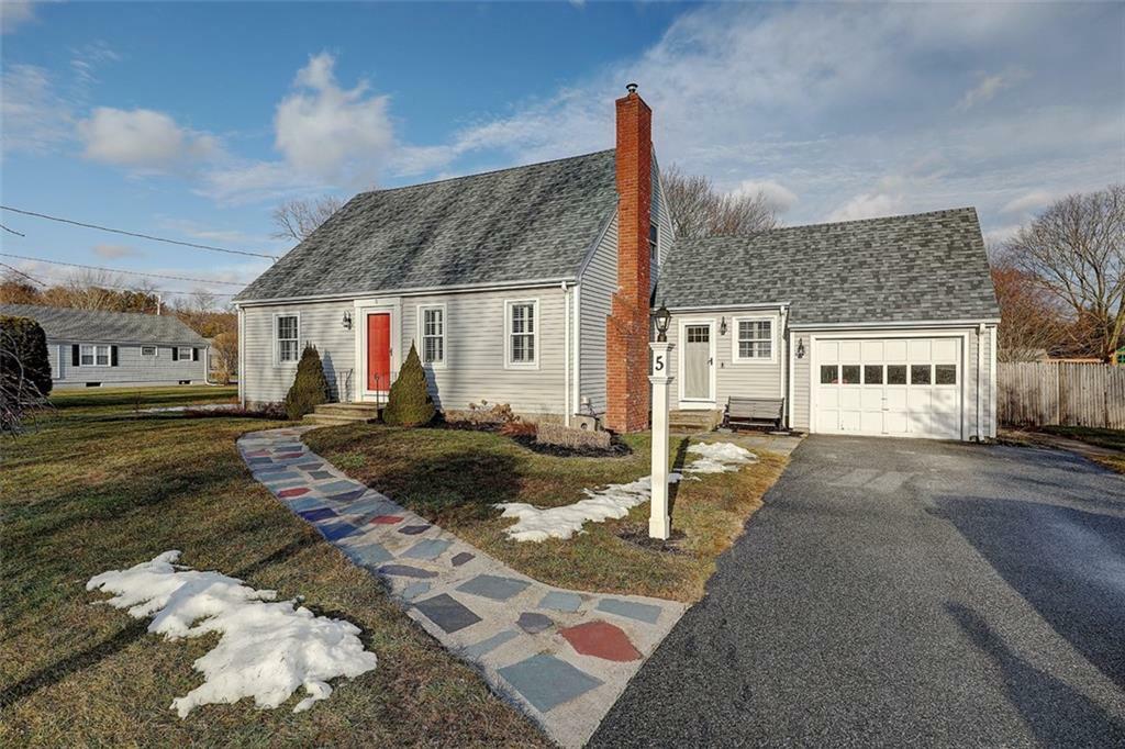 Property Photo: 5 Mayflower Dr RI 02864