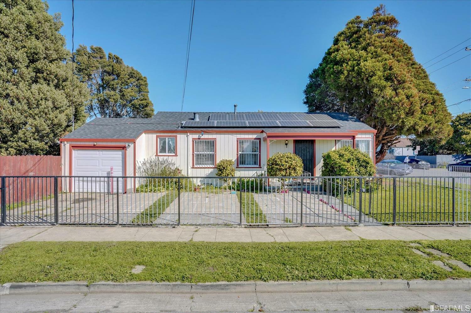 Property Photo: 370 South 19th Street CA 94804