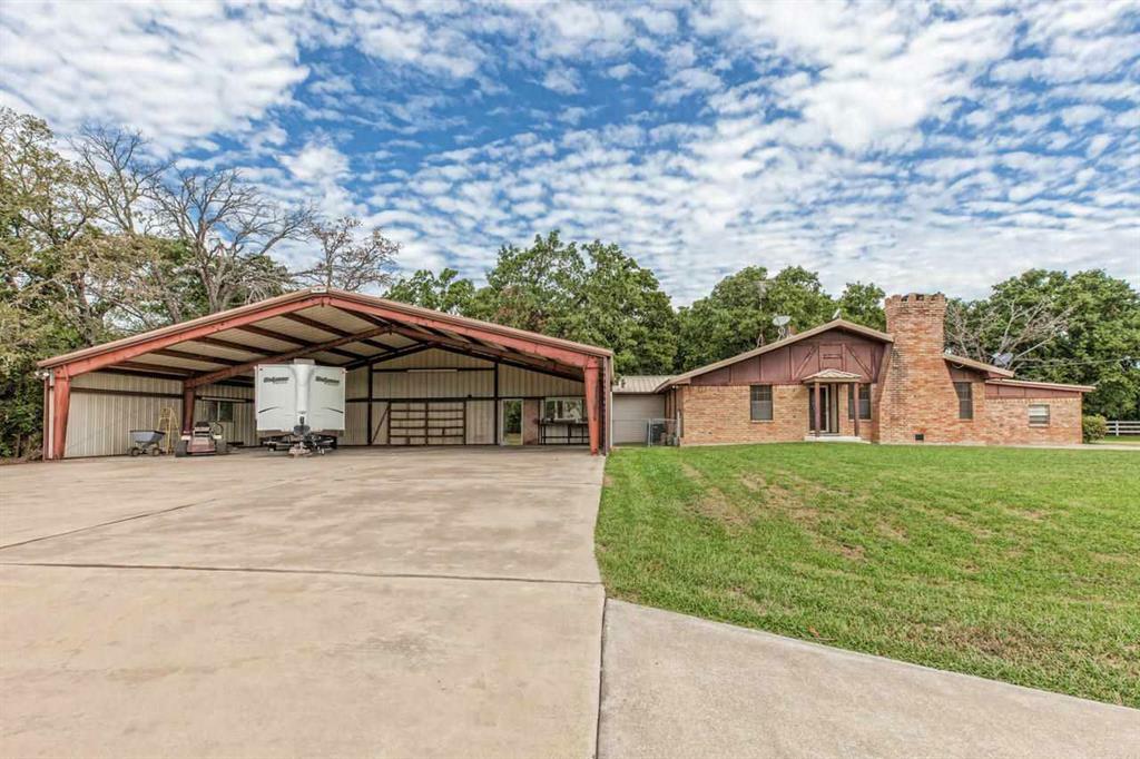 Property Photo:  286 Tokio Trace  TX 76691 