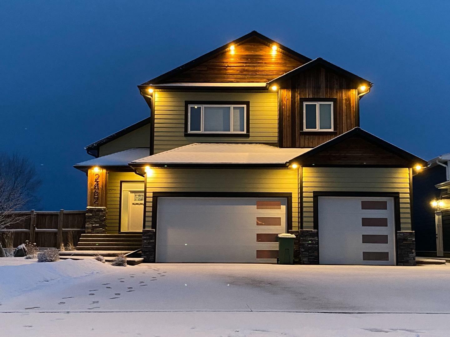 Property Photo: 2462 Aspen Drive AB T1M 0E5