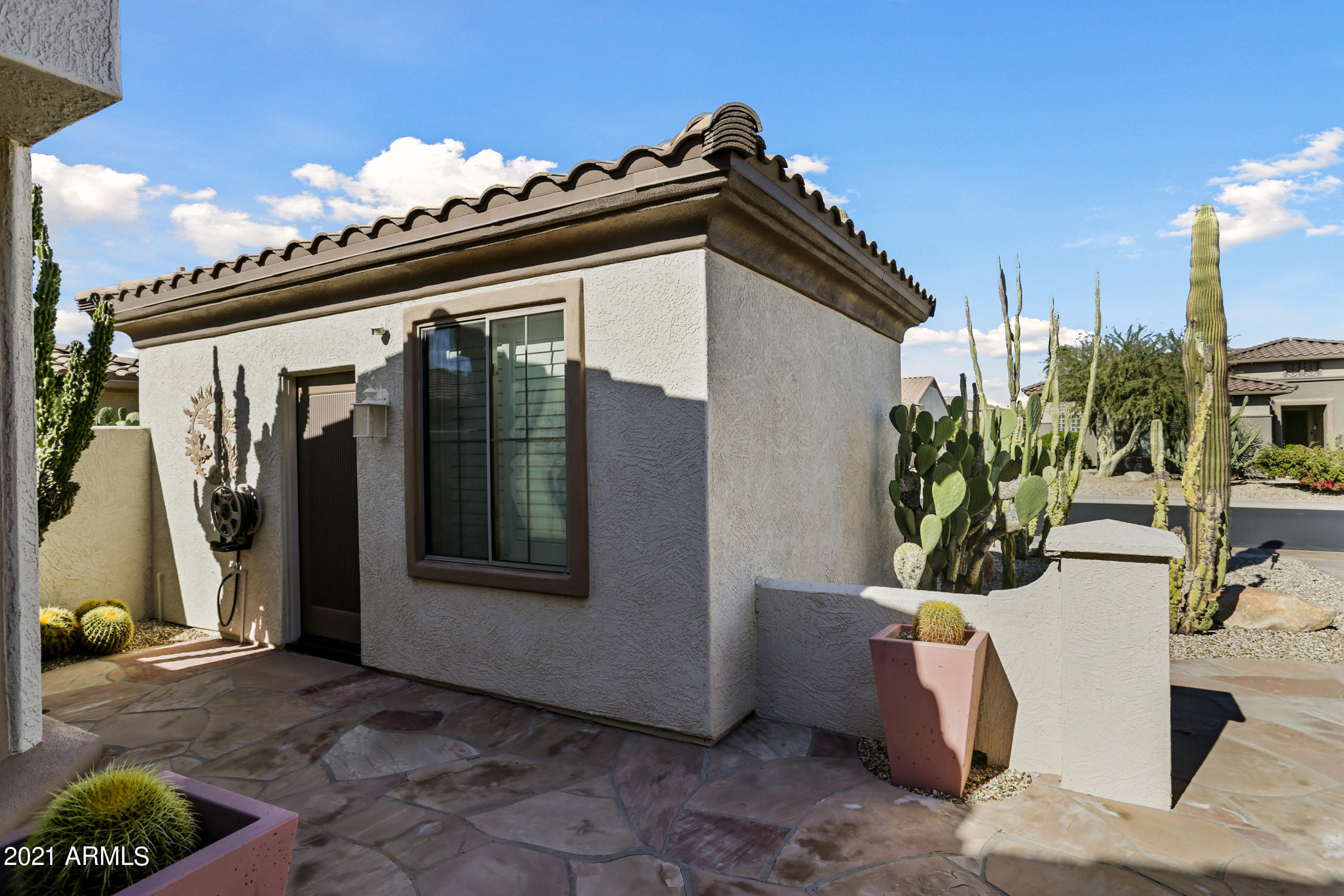 Property Photo: 17965 W Tierra Del Sol Drive AZ 85387