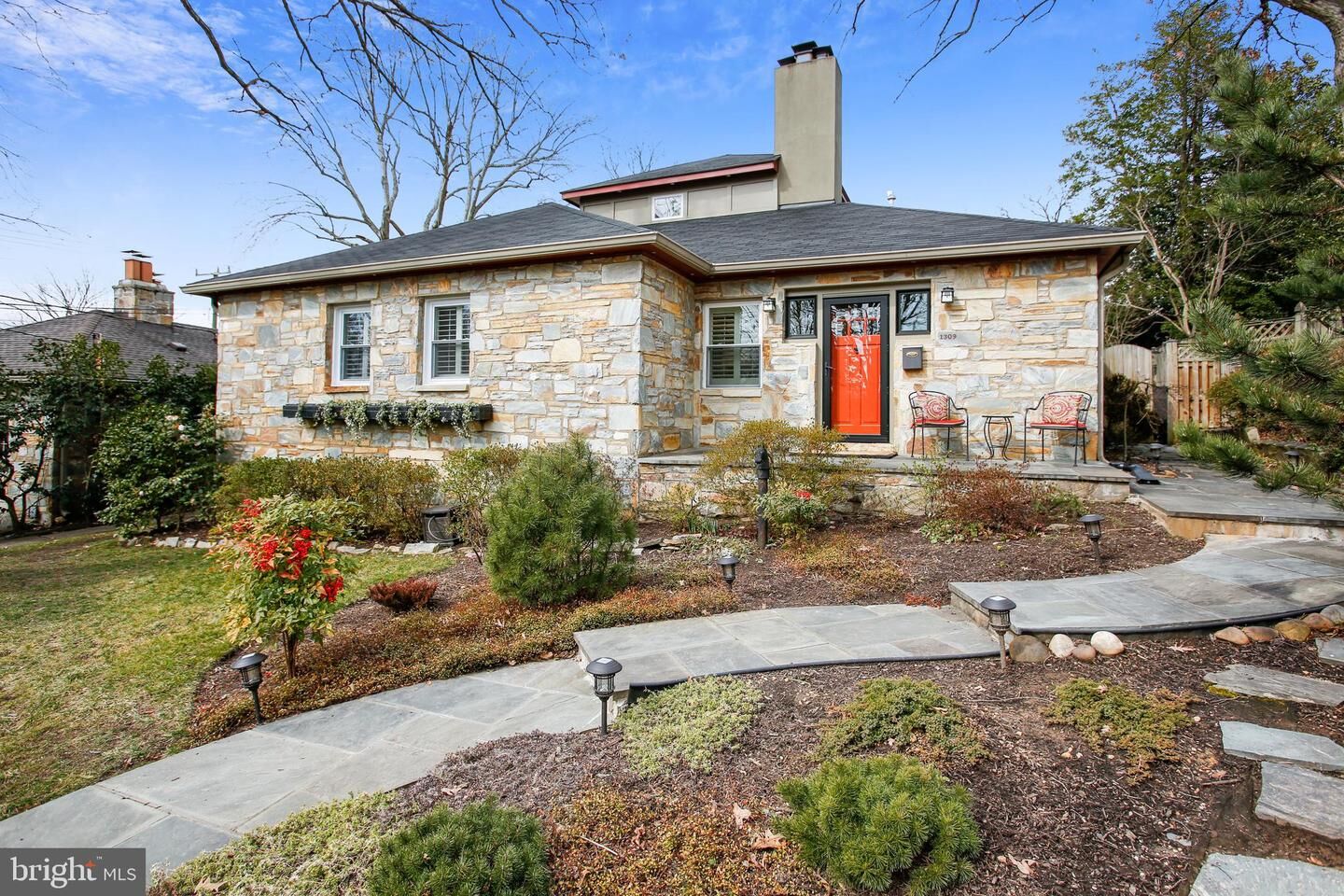 Property Photo:  1309 Quincy Street  VA 22302 