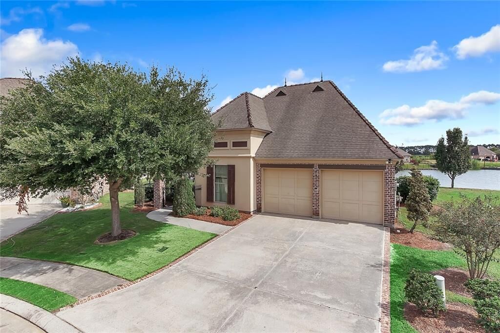 Property Photo: 532 Snead Court LA 70458