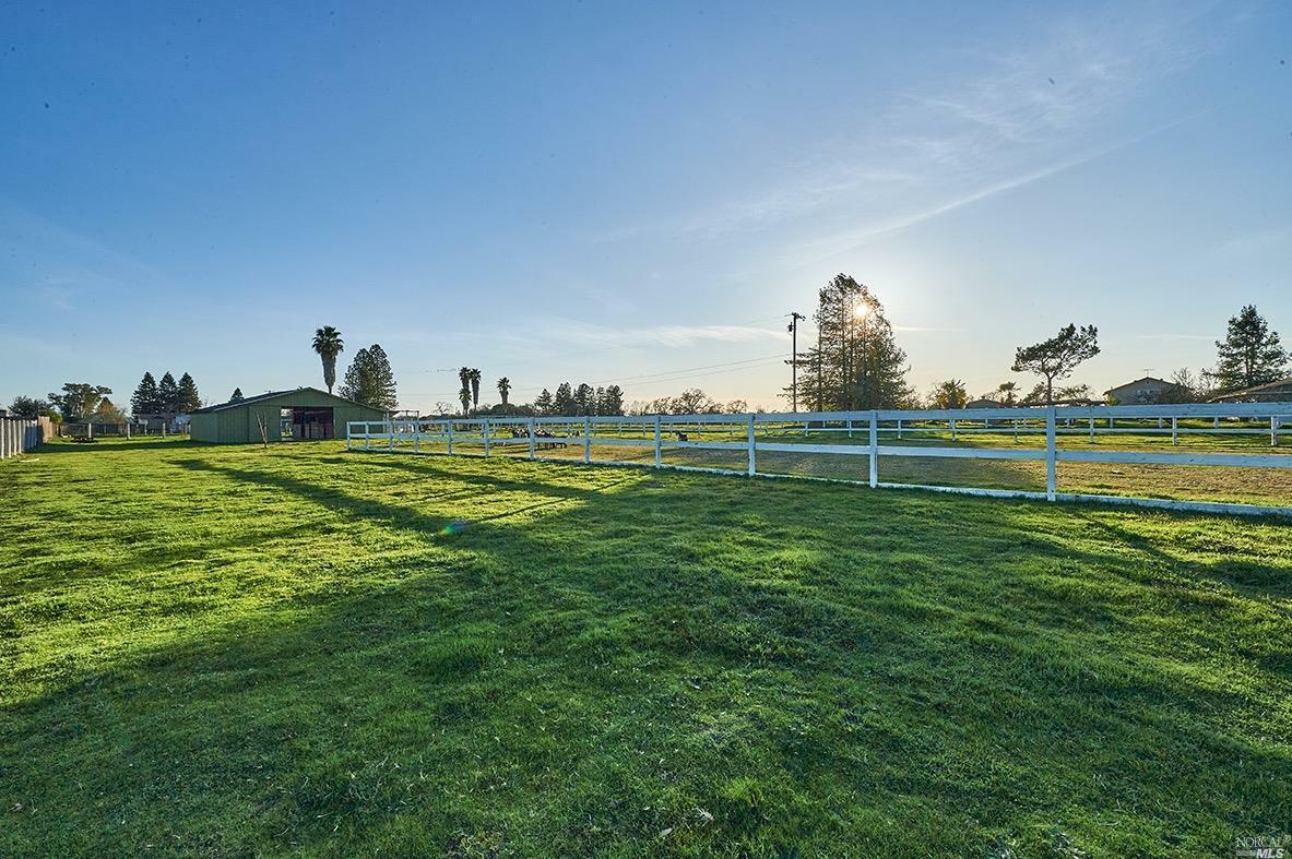 Property Photo:  2573 Piner Road  CA 95401 