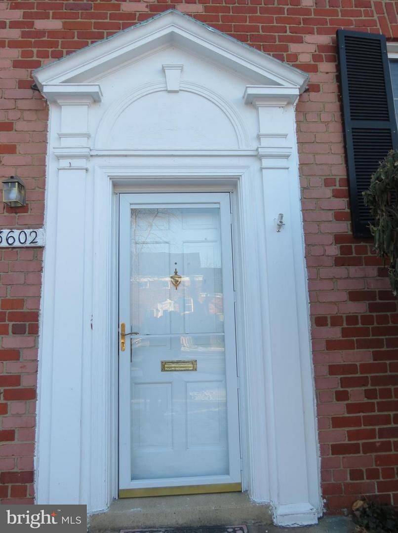 Property Photo:  3602 Greenway Place  VA 22302 