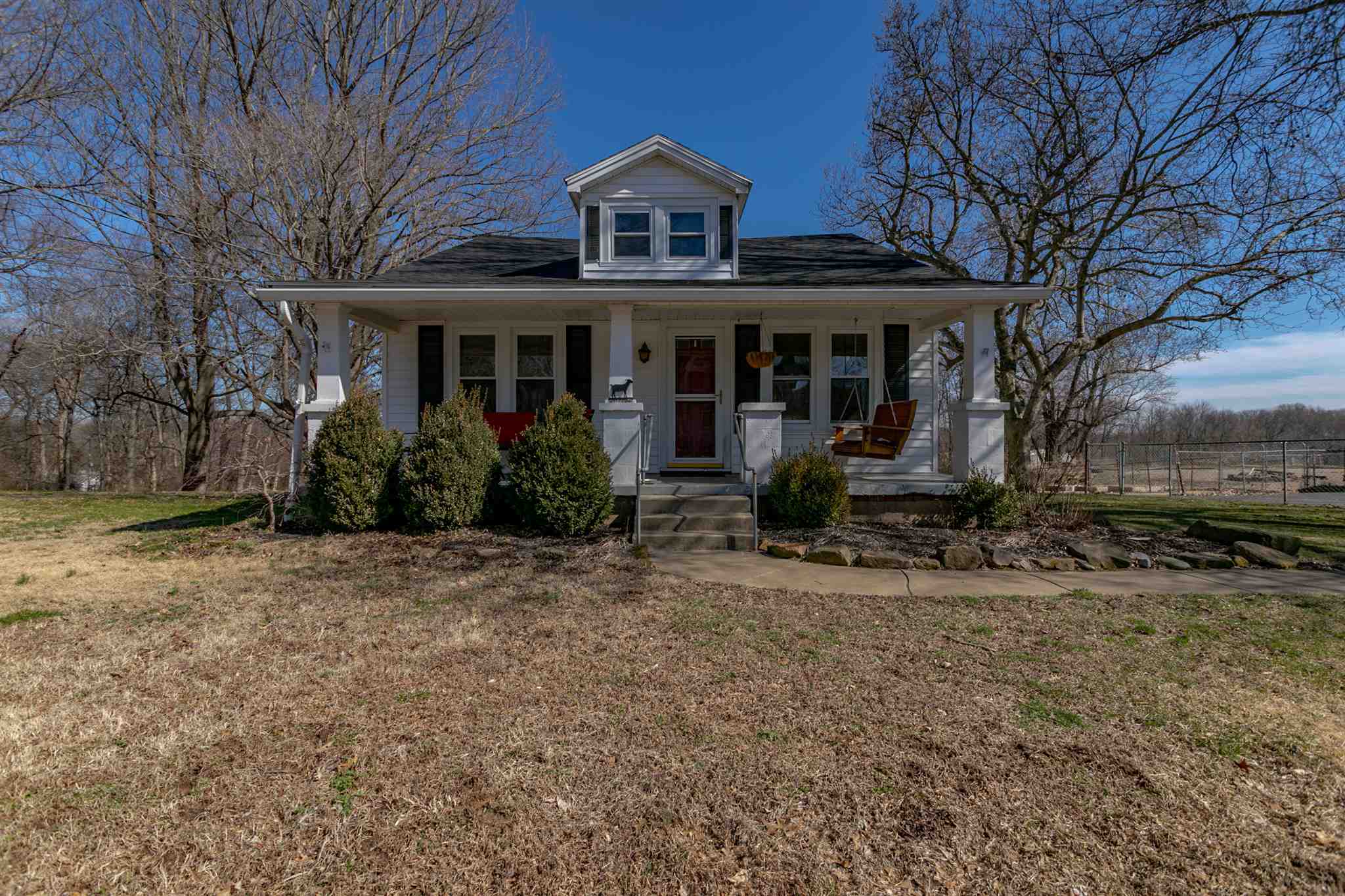 Property Photo: 8066 S Yankeetown Road IN 47630