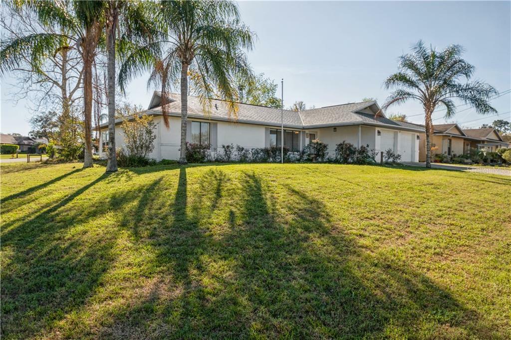 Property Photo:  843 Sweetbrier Drive  FL 32725 