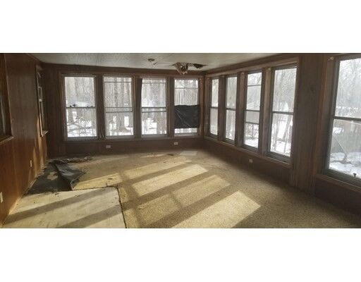 Property Photo:  20 Laurelwood  MA 01543 