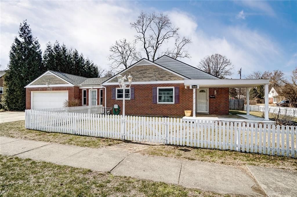 Property Photo: 2701 California Avenue OH 45419