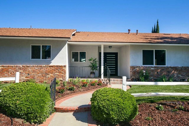 Property Photo:  23901 Oxnard Street  CA 91367 