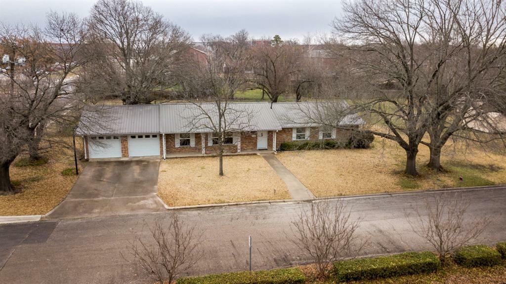 Property Photo:  1910 Jefferson Street  TX 75428 