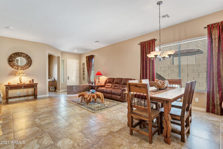 Property Photo:  18064 W Paradise Lane  AZ 85388 