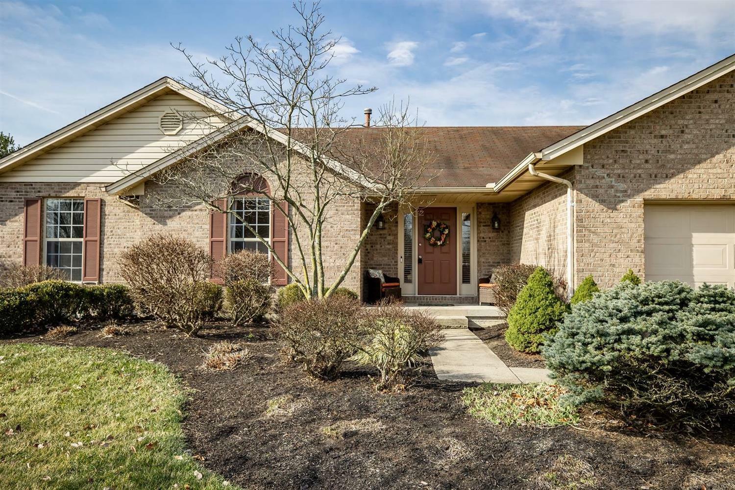 Property Photo: 8157 Fox Knoll Dr OH 45069