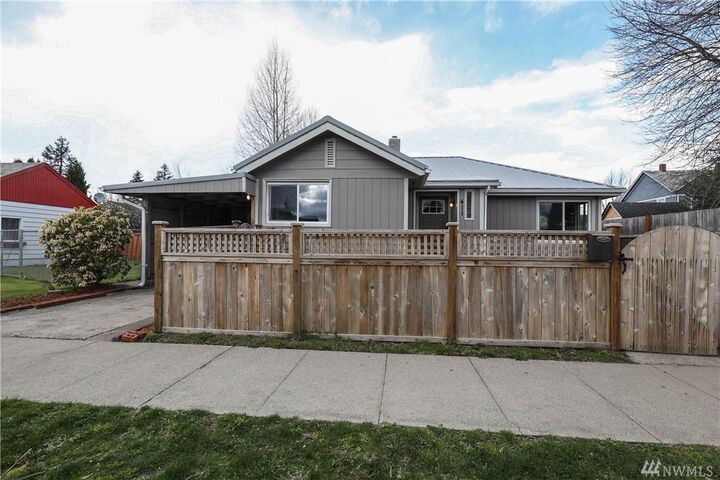 411 W Plum St  Centralia WA 98531 photo