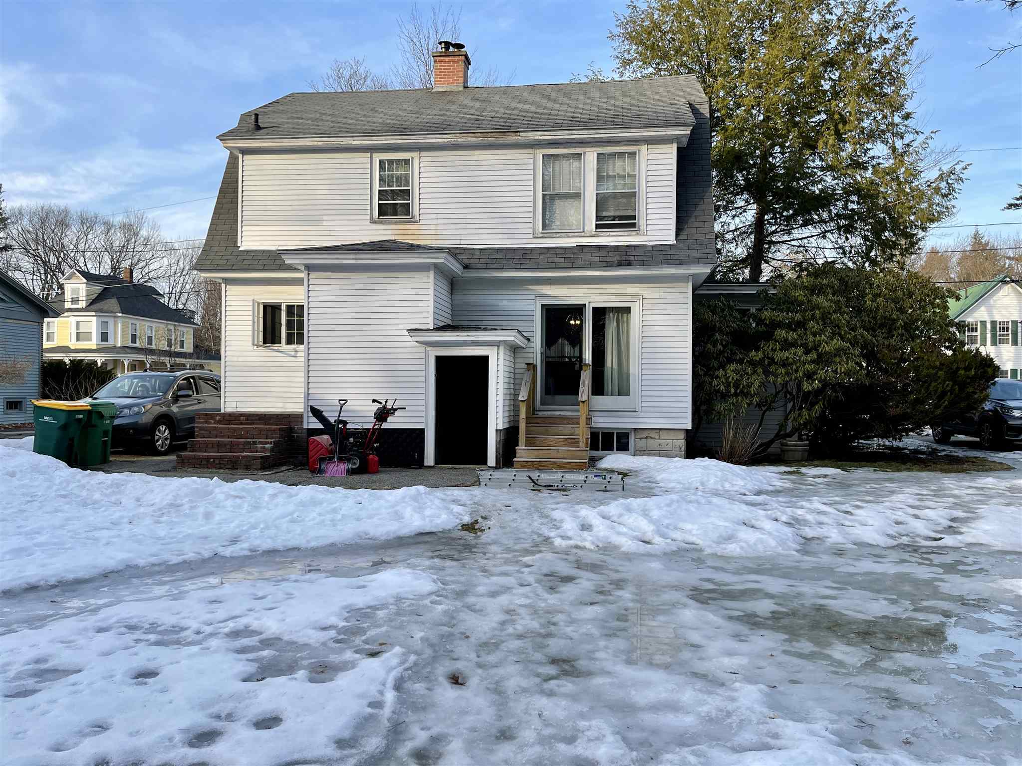 Property Photo:  30 Broad Street  NH 03867 