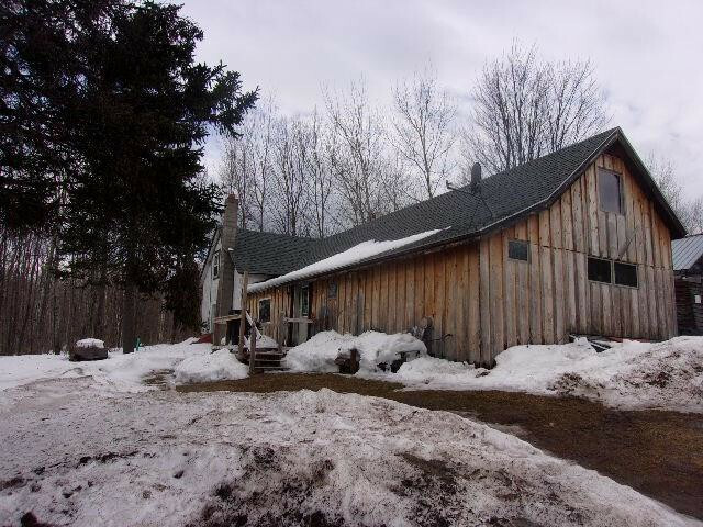 Property Photo:  990 General Leroy Manor Road  NY 12918 