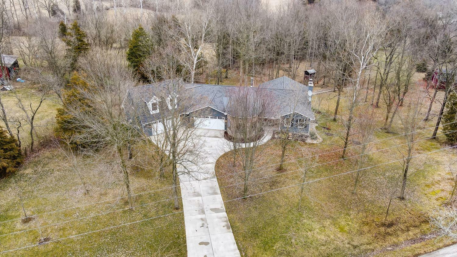 Property Photo:  7146 Shurz Rd  OH 45042 