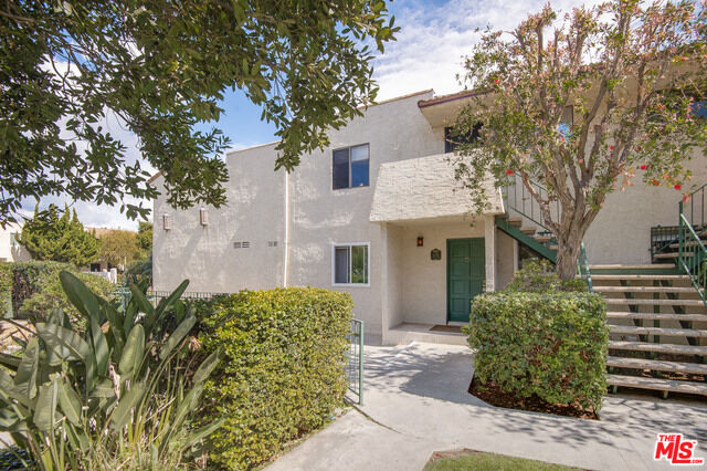 Property Photo: 6459 Kanan Dume Rd CA 90265