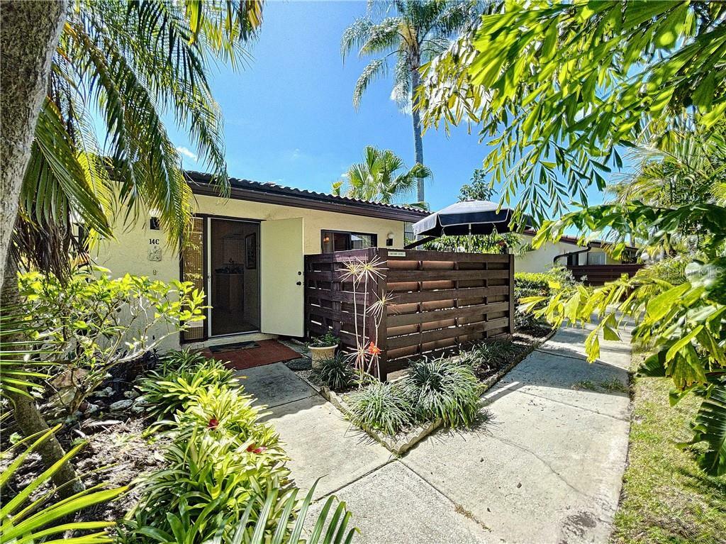 Property Photo: 5400 34th Street W 14C FL 34210