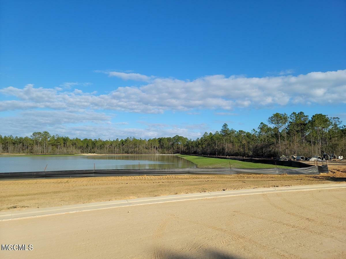 Property Photo: 10882 E Taylor Rd, Lot 18 MS 39503