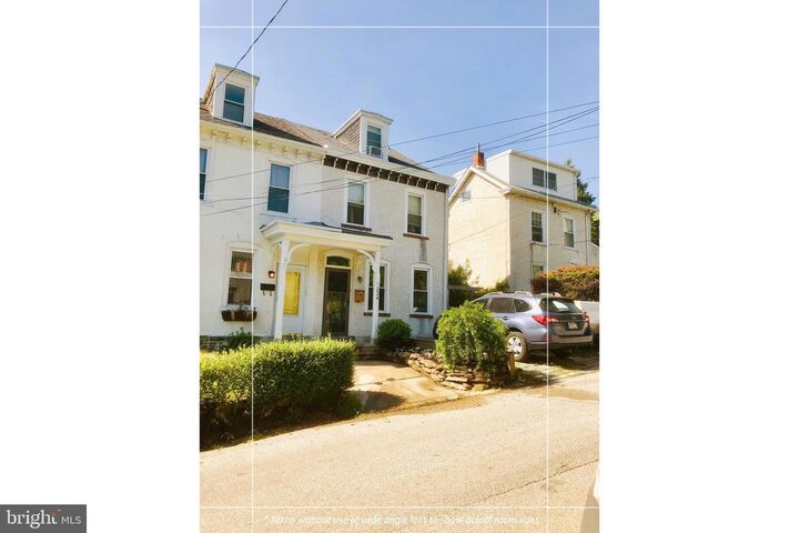 224 Lemonte Street  Philadelphia PA 19128 photo