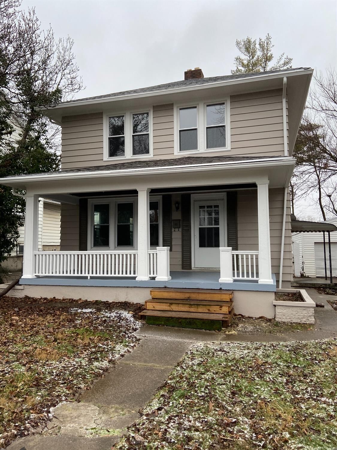Property Photo:  2404 Grand Ave  OH 45044 