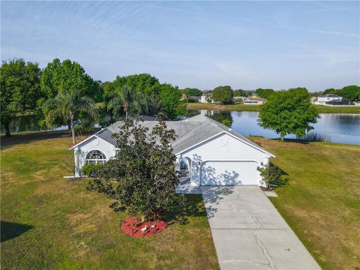 Property Photo:  2400 Gulf Winds Court  FL 34746 