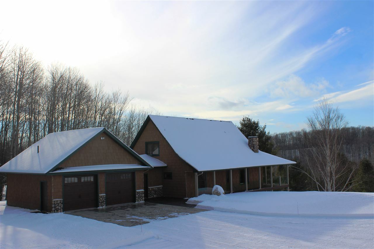 Property Photo: 01272 Fall Park Road MI 49712