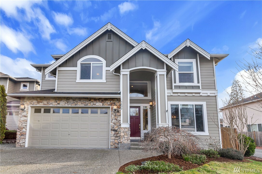 Property Photo:  3824 222nd Place SE  WA 98021 