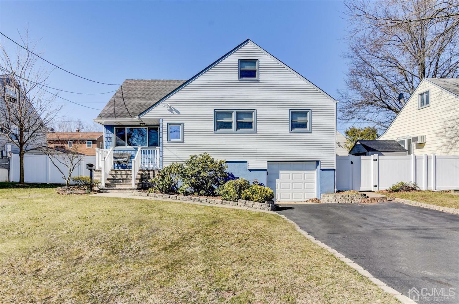 Property Photo:  118 Glenwood Terrace  NJ 08863 