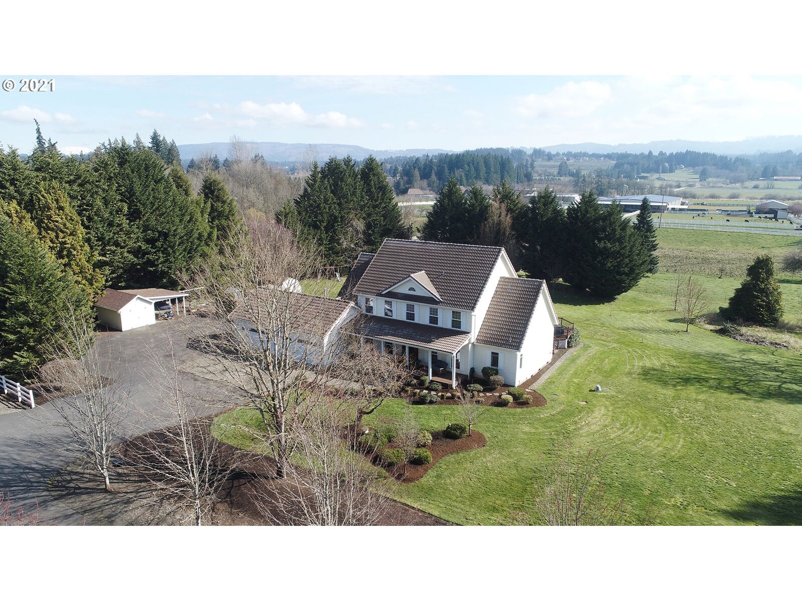 Property Photo:  17105 NE 164th Ave  WA 98606 