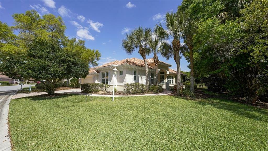 Property Photo:  5086 Hanging Moss Lane  FL 34238 