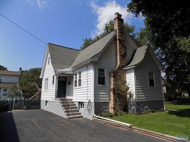Property Photo: 6 Riverside Drive NJ 07440