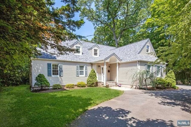 320 Schraalenburgh Road  Haworth NJ 07641 photo