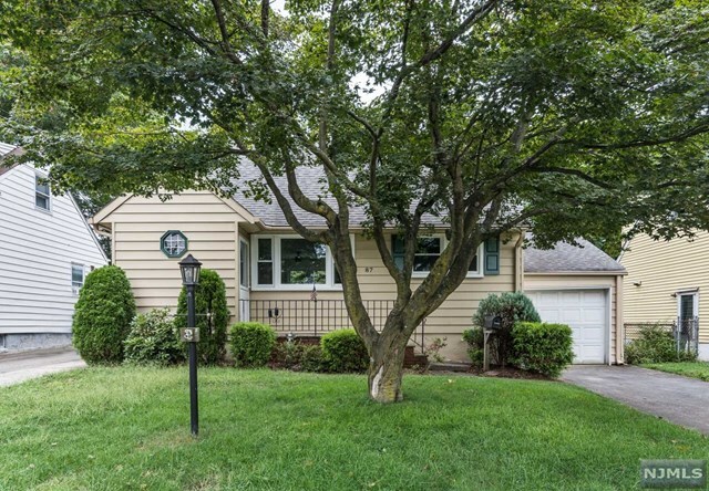 Property Photo:  87 Dyer Avenue  NJ 07014 
