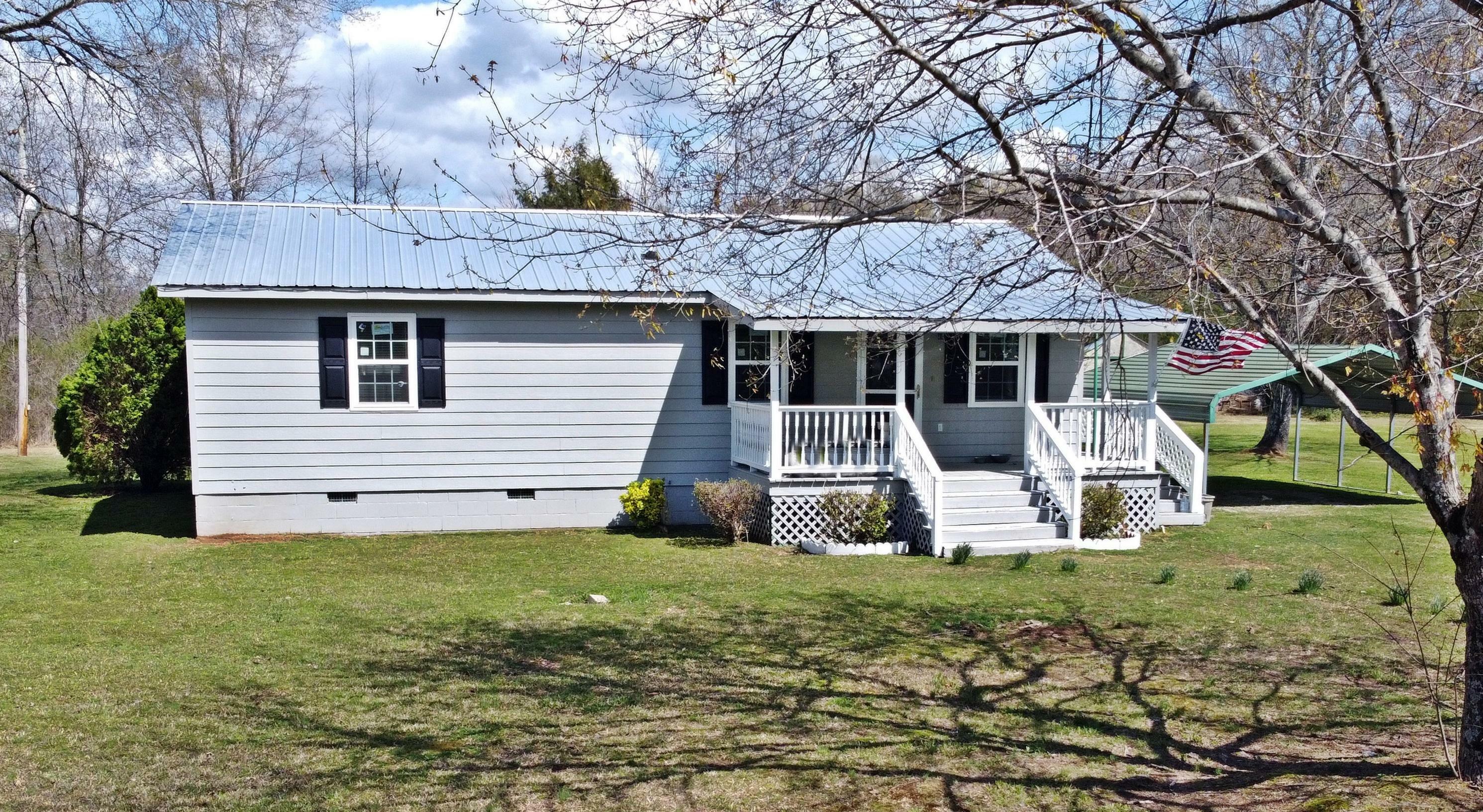 Property Photo: 1990 Co Rd 137 AL 35772