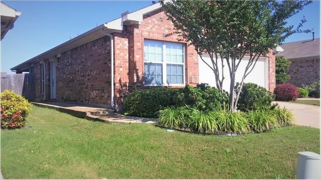 Property Photo: 6244 Adonia Drive TX 76131