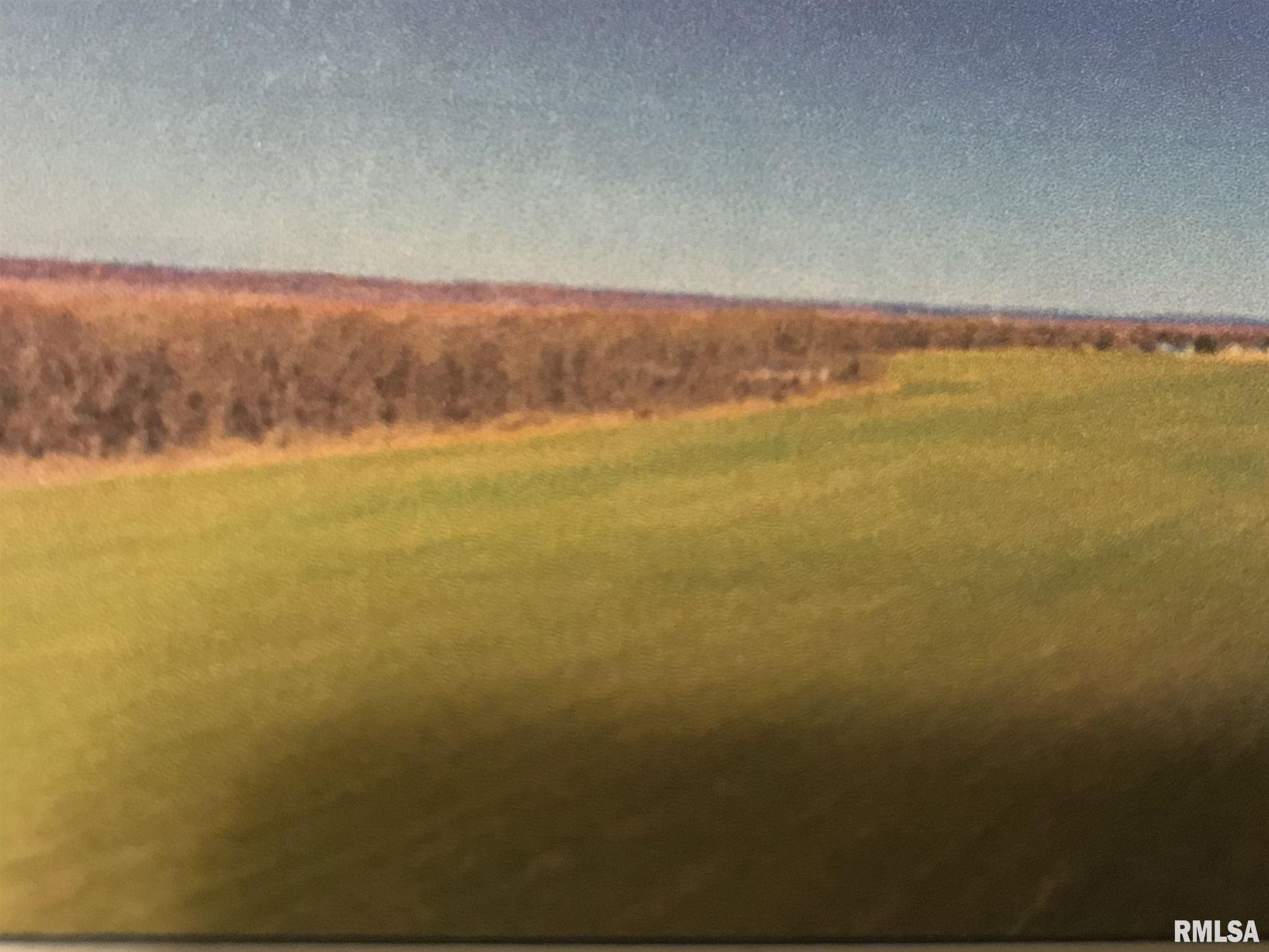 Property Photo: 1872 County Road 900 N Road IL 61540