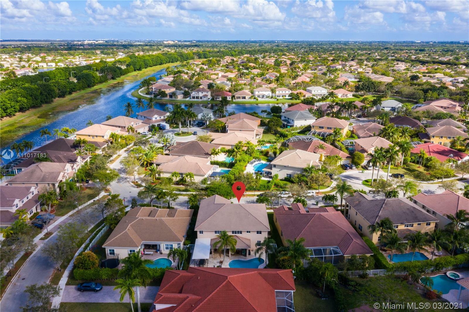 Property Photo:  1689 Osprey Bnd  FL 33327 