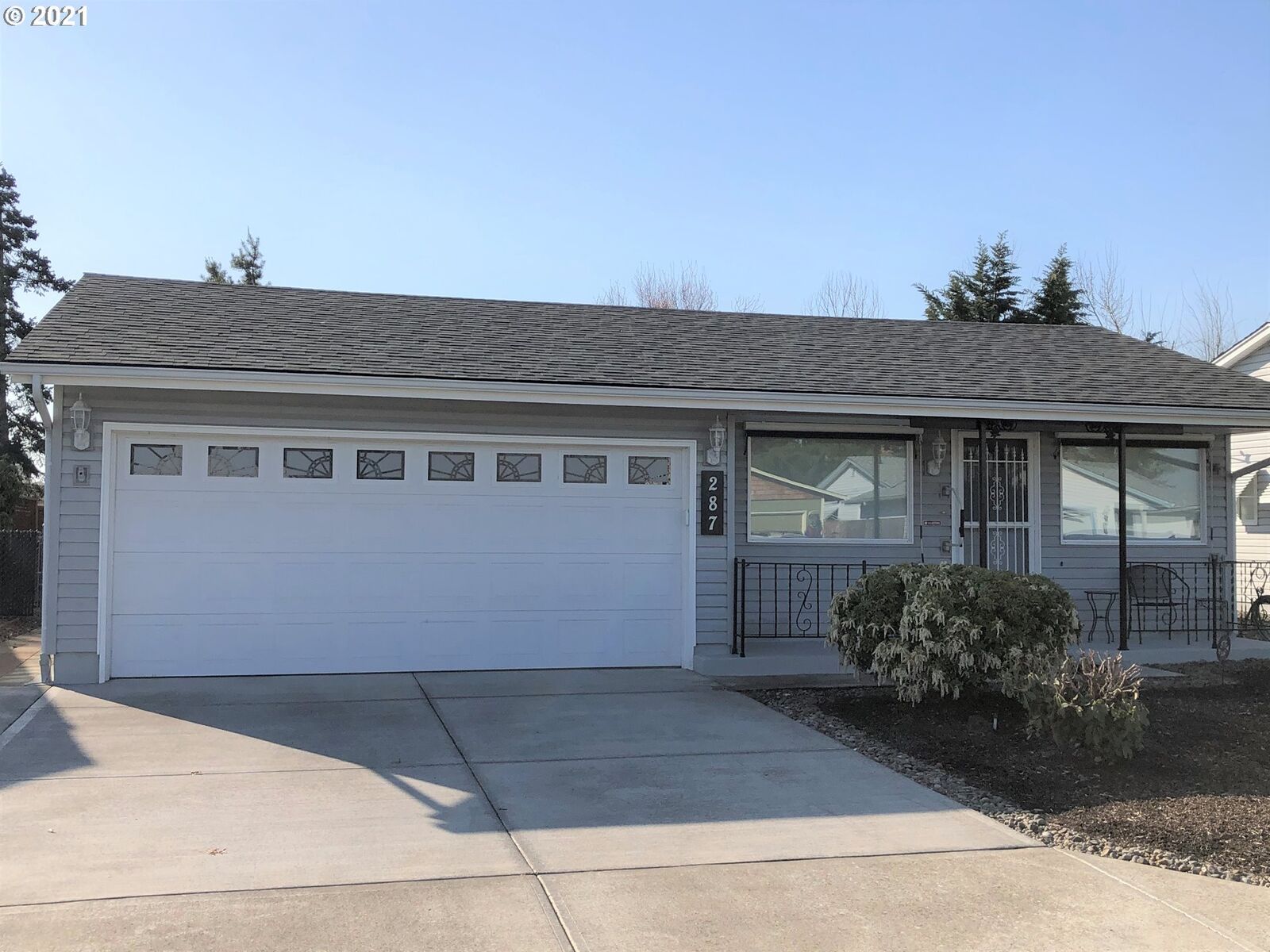 Property Photo:  287 S Columbia Dr  OR 97071 