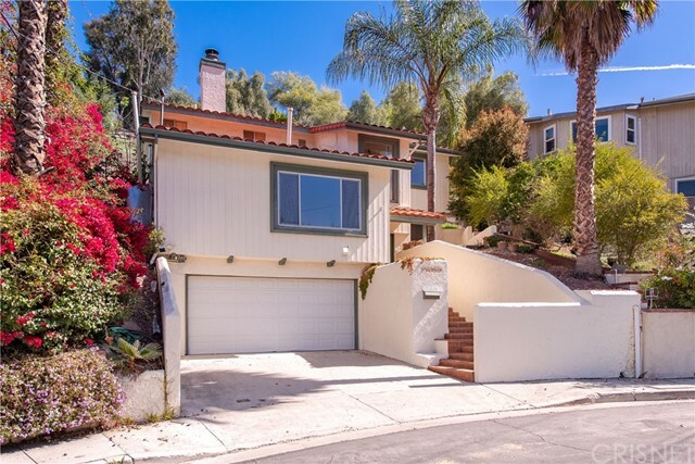 Property Photo:  21805 Martinez Street  CA 91364 